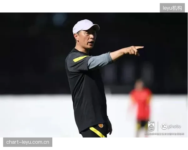 巴拉圭队大本营的选址将是一项战略决策，直接影响全队在长赛程中的备战效率。
